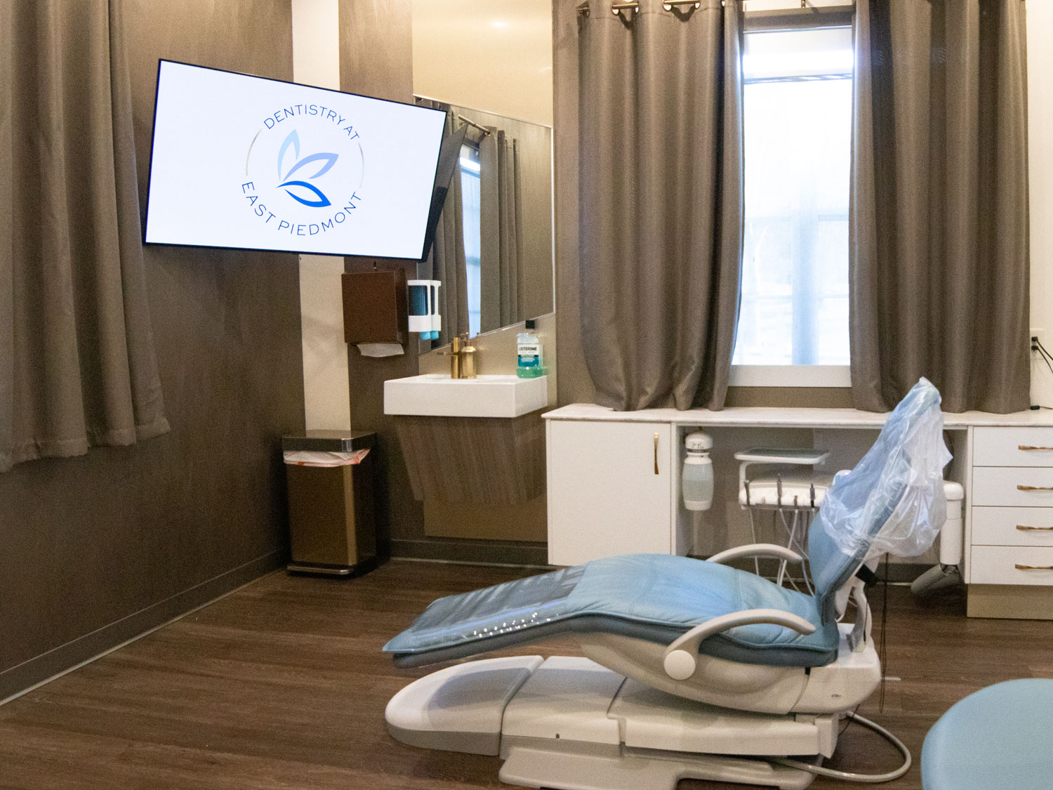Treatment room at Dentistry at East Piedmont